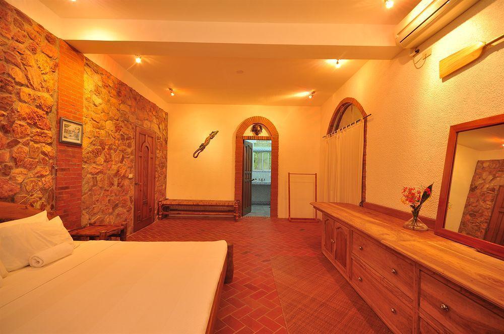 อมีฮัน - โฮม Bed & Breakfast Balabag  ภายนอก รูปภาพ